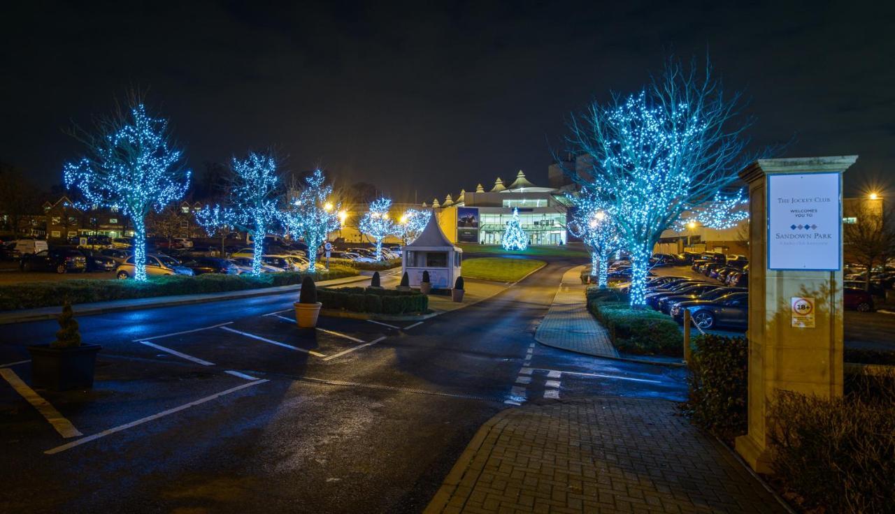 Sandown Park Lodge Esher Kültér fotó